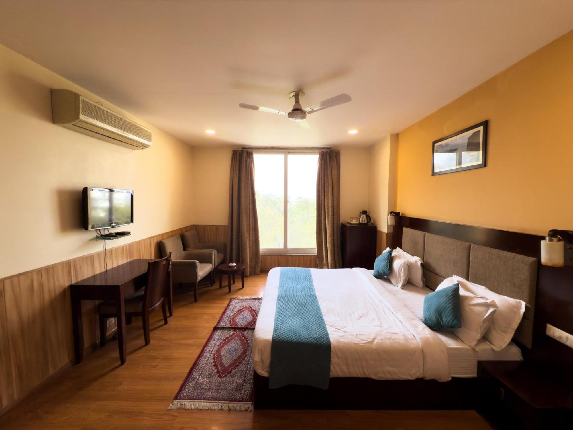 Hotel Royal Palm - A Budget Hotel In Udaipur Exterior foto